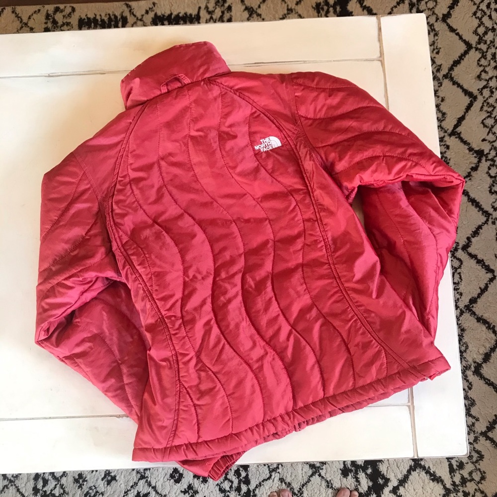 The North Face 🏔 pink jacket - Picture 5 of 6